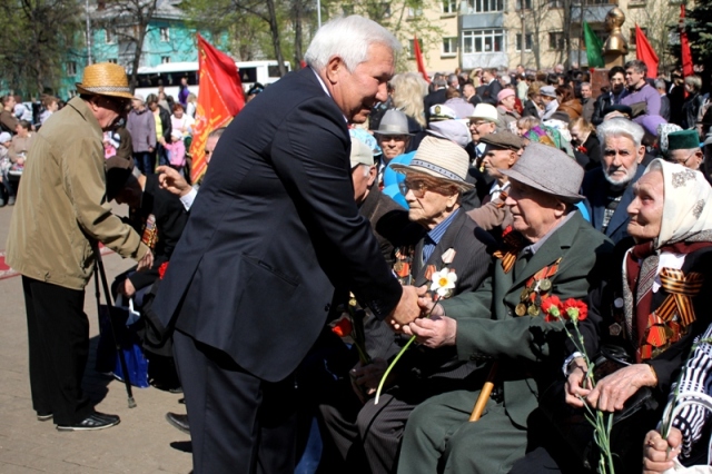 В Дёме отметили День Победы (ФОТО). Праздничные мероприятия, посвящённые Дню Победы, прошли в Дёмском районе Уфы.